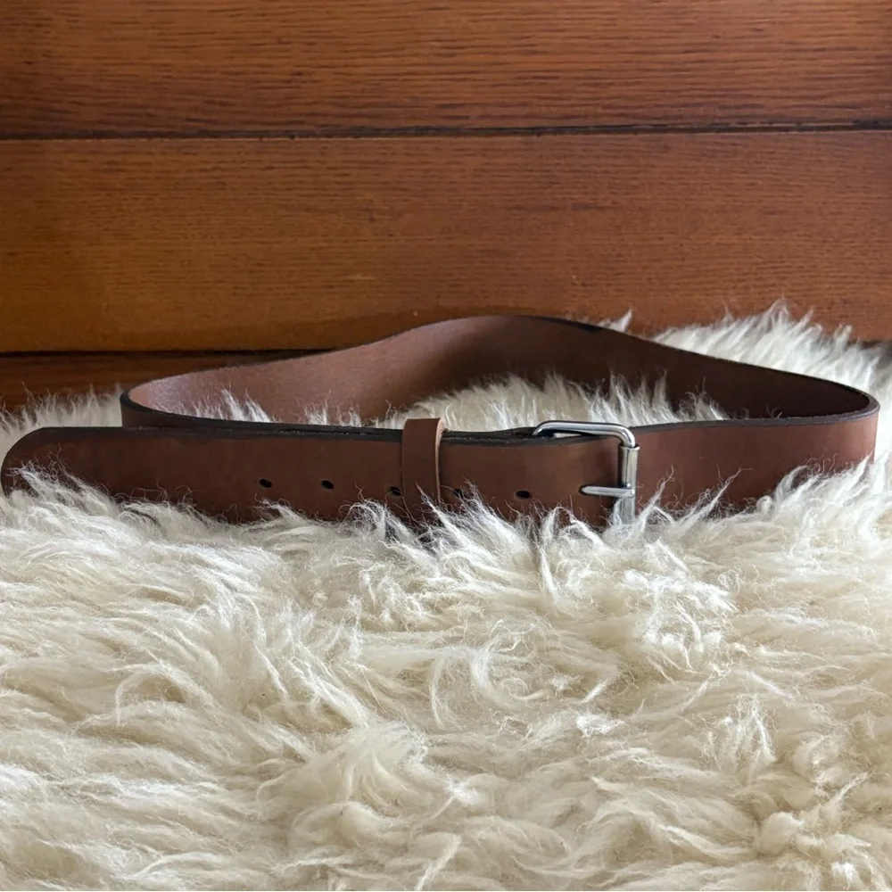 Basic Brown Leather Silver Buckle Unisex Belt